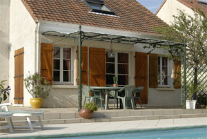 Pergola en verre et fer forgé